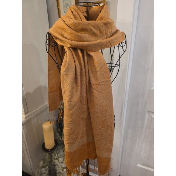 Pashmina Silk Scarf Gold Paisley Fringed Wrap 72x28 - Picture 2 of 3